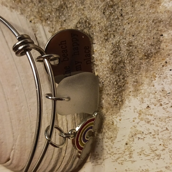 Handmade stainless Steel Adjustible Seaglass Rainbow Beach Charm Bracelet.. - Picture 4 of 4